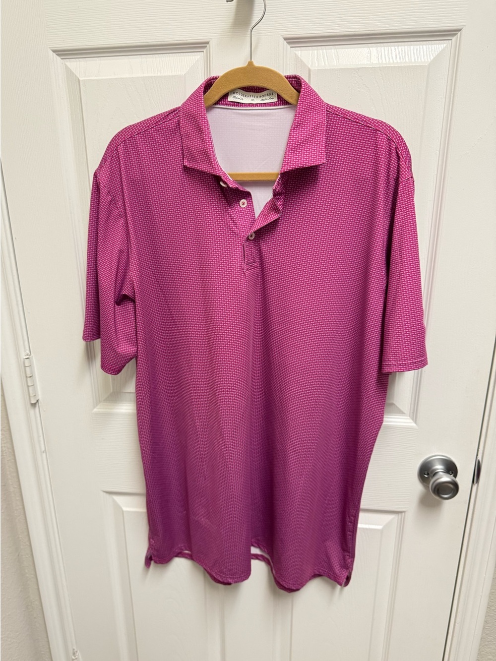 Holderness & Bourne Arrow Pattern Polo